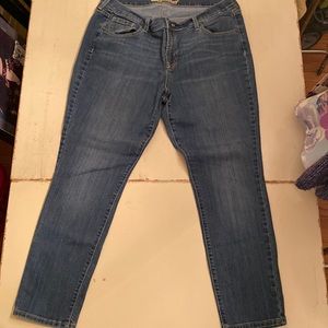 Old Navy ‘The Sweetheart’ Jeans for sale!